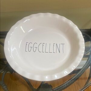 New Rae Dunn Artisan Magenta Eggcellent large Ceramic Pie Dish plate 10.5" diam